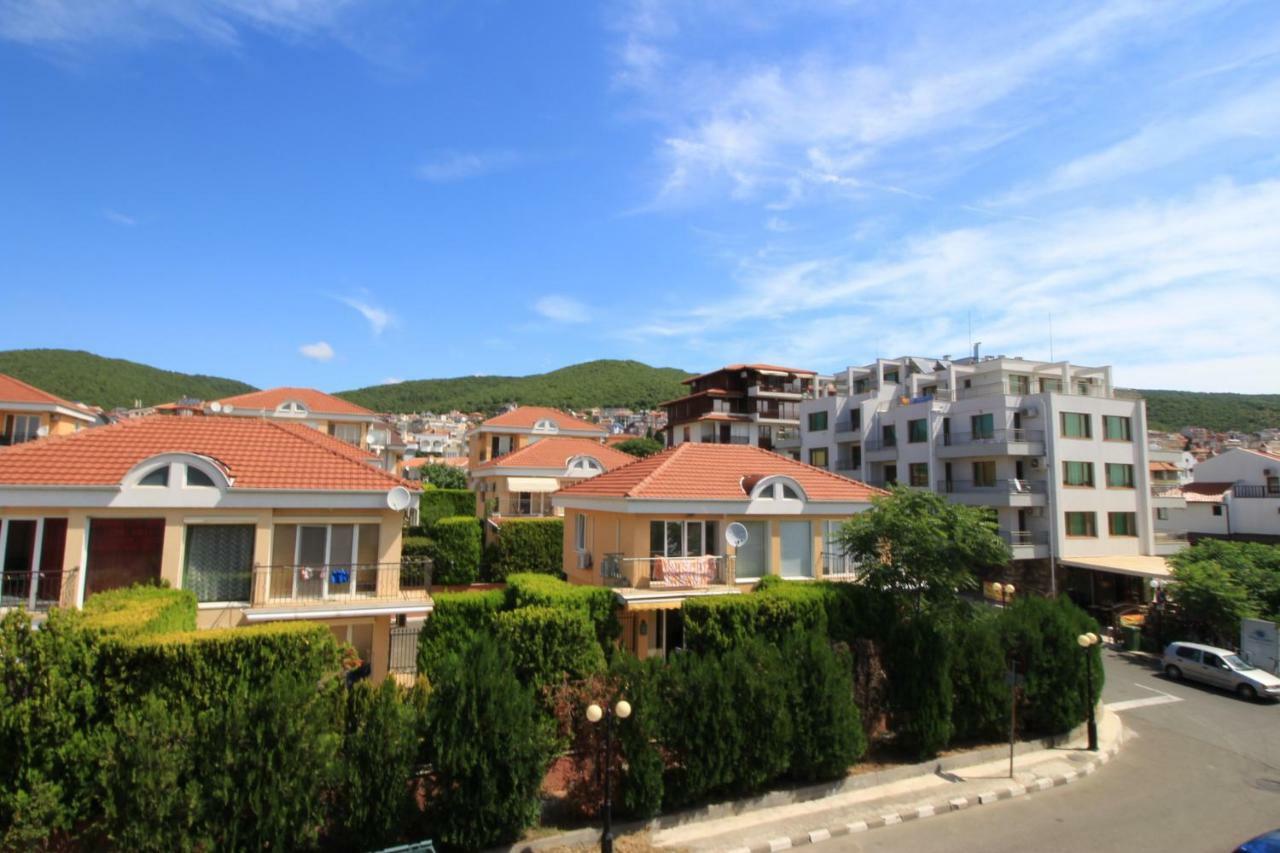 Marina Bay 22 Apartment Sveti Vlas Ngoại thất bức ảnh
